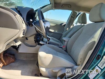 Zdjęcie 7 z 13 samochodu: 2010 TOYOTA COROLLA LE VIN:1NXBU4EE7AZ213333 - miniatura