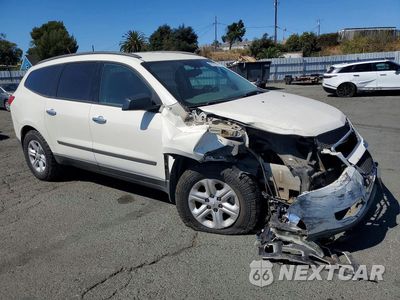 Czwarte zdjęcie samochodu z boku: 2012 CHEVROLET TRAVERSE LS VIN:1GNKVFED4CJ215542 - miniatura