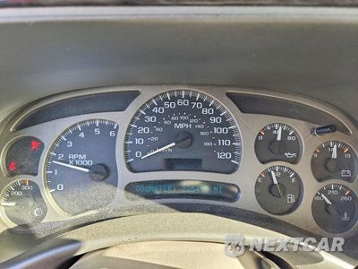 Zdjęcie 9 z 12 samochodu: 2005 GMC YUKON DENALI VIN:1GKEK63U55J201996 - miniatura