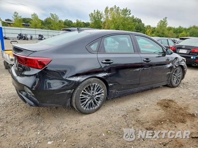 Trzecie zdjęcie samochodu z tyłu: 2023 KIA FORTE GT LINE VIN:3KPF54AD8PE626594 - miniatura