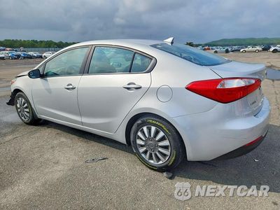 Drugie zdjęcie samochodu z przodu: 2017 KIA FORTE LX VIN:3KPFK4A79HE053127 - miniatura