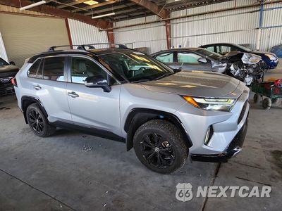 Czwarte zdjęcie samochodu z boku: 2022 TOYOTA RAV4 XSE VIN:JTME6RFV4ND530774 - miniatura
