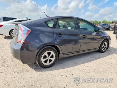 Trzecie zdjęcie samochodu z tyłu: 2014 TOYOTA PRIUS THREE VIN:JTDKN3DU3E1747019 - miniatura