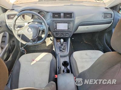 Zdjęcie 8 z 13 samochodu: 2015 VOLKSWAGEN JETTA BASE VIN:3VW2K7AJ5FM426966 - miniatura