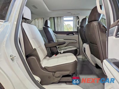 Zdjęcie 11 z 13 samochodu: 2025 GMC ACADIA DENALI VIN:1GKENLRS5SJ134114 - miniatura
