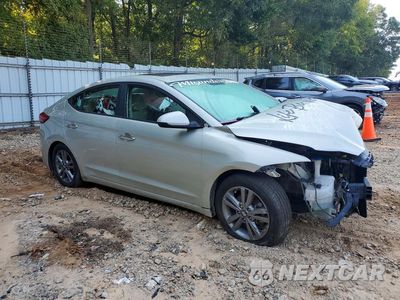 Czwarte zdjęcie samochodu z boku: 2017 HYUNDAI ELANTRA VALUE EDITION VIN:5NPD84LF9HH134490 - miniatura