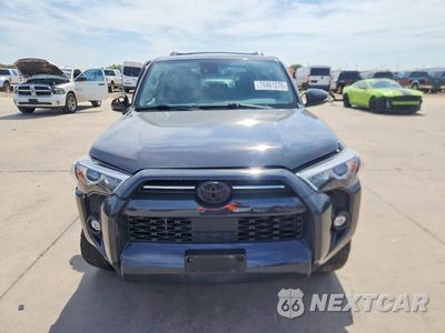 Piąte zdjęcie samochodu w środku: 2024 TOYOTA 4RUNNER SR5 PREMIUM VIN:JTENU5JR0R6269240 - miniatura