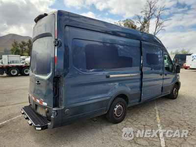 Trzecie zdjęcie samochodu z tyłu: 2020 FORD TRANSIT 250 DELIVERY VAN VIN:1FTBR3X83LKB32741 - miniatura