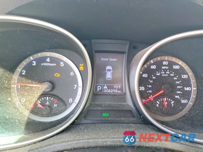 Zdjęcie 9 z 12 samochodu: 2015 HYUNDAI SANTA FE GL VIN:KM8SMDHFXFU126635 - miniatura
