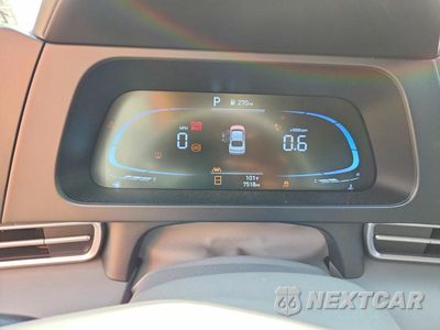 Zdjęcie 9 z 12 samochodu: 2025 HYUNDAI ELANTRA SEL SPORT VIN:KMHLM4DG4SU056899 - miniatura