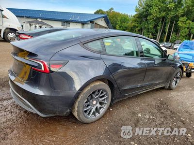 Trzecie zdjęcie samochodu z tyłu: 2025 TESLA MODEL 3 VIN:5YJ3E1EA1SF054059 - miniatura