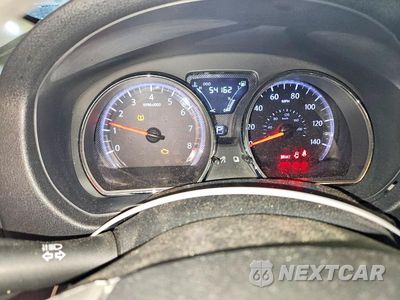 Zdjęcie 9 z 13 samochodu: 2017 NISSAN VERSA 1.6 SV VIN:3N1CN7AP5HL818943 - miniatura