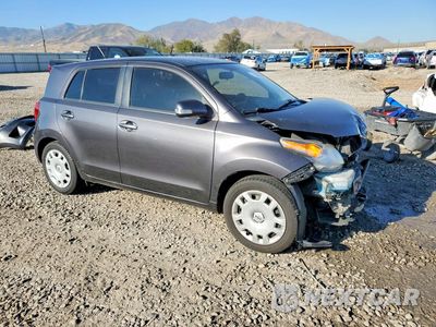 Czwarte zdjęcie samochodu z boku: 2013 SCION XD BASE VIN:JTKKUPB46D1038699 - miniatura