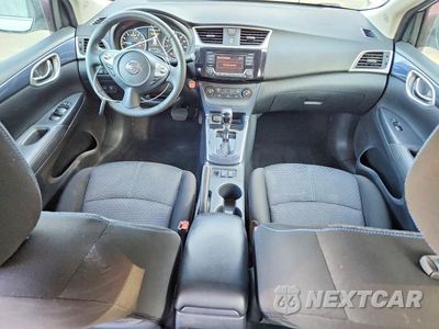 Zdjęcie 8 z 12 samochodu: 2017 NISSAN SENTRA SR VIN:3N1AB7AP3HY315513 - miniatura