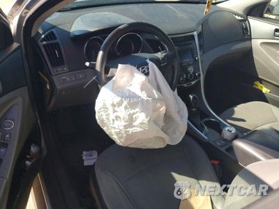 Zdjęcie 8 z 12 samochodu: 2014 HYUNDAI SONATA GLS VIN:5NPEB4AC1EH910024 - miniatura