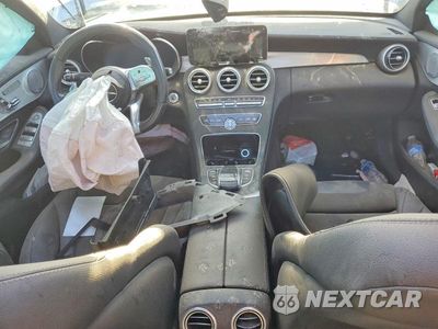 Zdjęcie 8 z 12 samochodu: 2020 MERCEDES-BENZ C 63 AMG VIN:55SWF8GB4LU329660 - miniatura