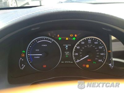 Zdjęcie 9 z 12 samochodu: 2014 LEXUS ES 300H VIN:JTHBW1GG8E2040434 - miniatura