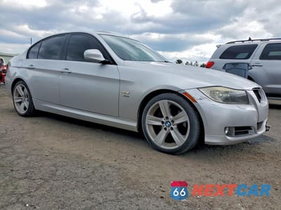 Czwarte zdjęcie samochodu z boku: 2010 BMW 328 XI SULEV VIN:WBAPK5C54AA649466 - miniatura