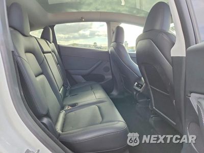 Zdjęcie 10 z 12 samochodu: 2024 TESLA MODEL Y VIN:7SAYGDEE5RF989036 - miniatura