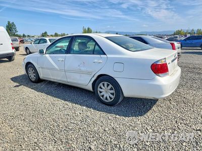 Drugie zdjęcie samochodu z przodu: 2005 TOYOTA CAMRY LE VIN:4T1BE32K55U016832 - miniatura