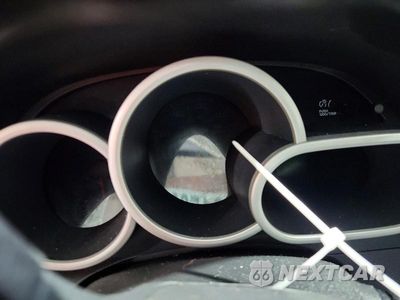 Zdjęcie 9 z 13 samochodu: 2009 TOYOTA MATRIX BASE VIN:2T1KU40EX9C147025 - miniatura
