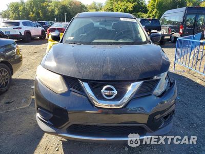 Piąte zdjęcie samochodu w środku: 2016 NISSAN ROGUE S VIN:JN8AT2MV1GW131351 - miniatura