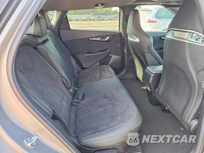 Zdjęcie 10 z 12 samochodu: 2024 KIA EV6 GT VIN:KNDC5DLE4R5220576 - miniatura