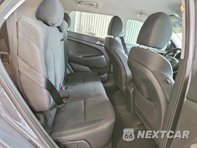 Zdjęcie 11 z 14 samochodu: 2019 HYUNDAI TUCSON SE VIN:KM8J23A44KU048349 - miniatura