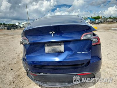 Zdjęcie 6 z 12 samochodu: 2023 TESLA MODEL Y VIN:7SAYGDEE5PA100262 - miniatura