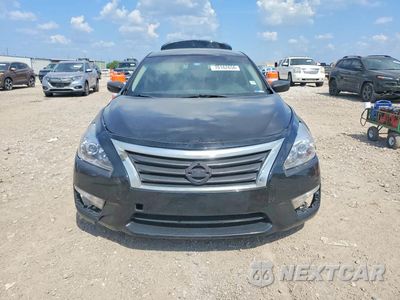 Piąte zdjęcie samochodu w środku: 2014 NISSAN ALTIMA 2.5 S VIN:1N4AL3AP6EN237052 - miniatura