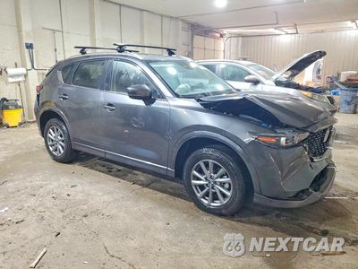 Czwarte zdjęcie samochodu z boku: 2024 MAZDA CX-5 PREFERRED VIN:JM3KFBCL7R0515705 - miniatura