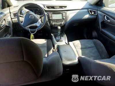 Zdjęcie 8 z 12 samochodu: 2015 NISSAN ROGUE SV VIN:KNMAT2MVXFP591807 - miniatura