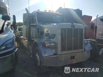 Czwarte zdjęcie samochodu z boku: 1991 PETERBILT 378 - SEMI TRUCK VIN:1XPFDB9X7MN301494 - miniatura