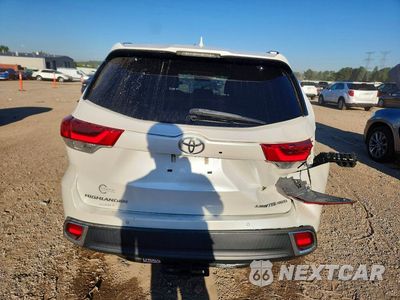 Zdjęcie 6 z 12 samochodu: 2018 TOYOTA HIGHLANDER LIMITED PLATINUM VIN:5TDDZRFH8JS901558 - miniatura