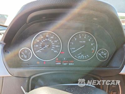 Zdjęcie 9 z 12 samochodu: 2013 BMW 320 I VIN:WBA3B1C53DF461598 - miniatura