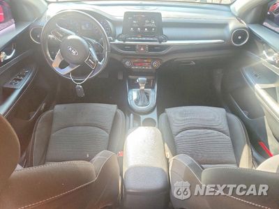 Zdjęcie 8 z 12 samochodu: 2019 KIA FORTE S VIN:3KPF34AD0KE036307 - miniatura