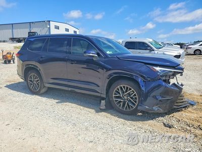 Czwarte zdjęcie samochodu z boku: 2025 LEXUS TX 350 PREMIUM VIN:5TDAAAB67SS024806 - miniatura