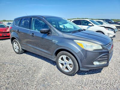 Czwarte zdjęcie samochodu z boku: 2015 FORD ESCAPE SE VIN:1FMCU9GX8FUB72427 - miniatura