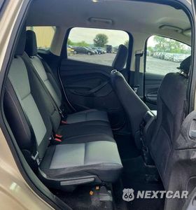 Zdjęcie 10 z 12 samochodu: 2018 FORD ESCAPE SE VIN:1FMCU9GD2JUC46147 - miniatura