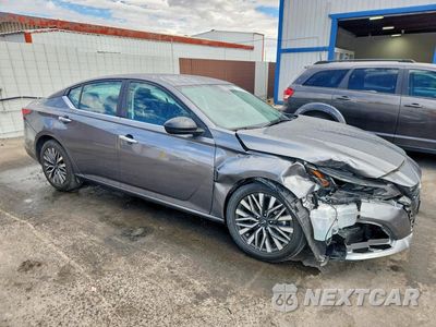 Czwarte zdjęcie samochodu z boku: 2025 NISSAN ALTIMA SV VIN:1N4BL4DV4SN367721 - miniatura