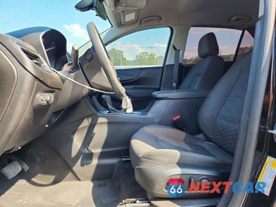Zdjęcie 7 z 13 samochodu: 2019 CHEVROLET EQUINOX LT VIN:2GNAXKEV3K6145809 - miniatura