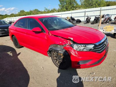 Czwarte zdjęcie samochodu z boku: 2019 VOLKSWAGEN JETTA S VIN:3VWC57BU4KM070427 - miniatura