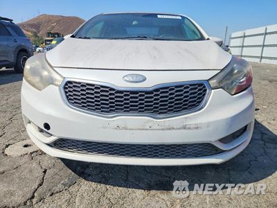 Piąte zdjęcie samochodu w środku: 2014 KIA FORTE EX VIN:KNAFX4A87E5053044 - miniatura