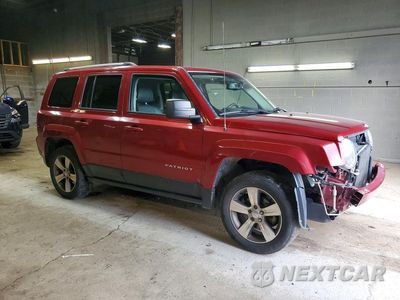 Czwarte zdjęcie samochodu z boku: 2017 JEEP PATRIOT LATITUDE VIN:1C4NJRFB2HD195944 - miniatura