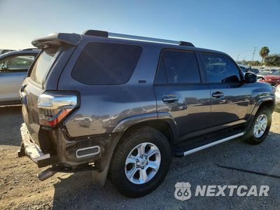 Trzecie zdjęcie samochodu z tyłu: 2021 TOYOTA 4RUNNER SR5 VIN:JTEMU5JR3M5961244 - miniatura