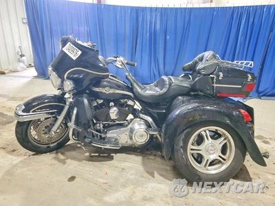 Trzecie zdjęcie samochodu z tyłu: 2003 HARLEY-DAVIDSON FLHTCUI VIN:1HD1FCW143Y639443 - miniatura