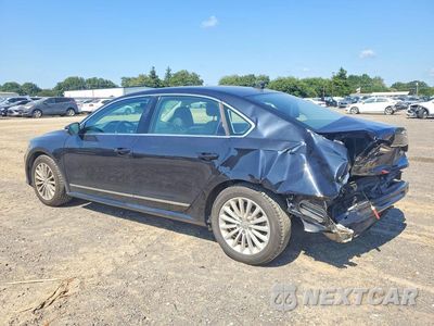 Drugie zdjęcie samochodu z przodu: 2017 VOLKSWAGEN PASSAT SE VIN:1VWBT7A37HC018102 - miniatura