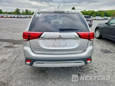 Zdjęcie 6 z 13 samochodu: 2020 MITSUBISHI OUTLANDER SE VIN:JA4AD3A32LZ044076 - miniatura