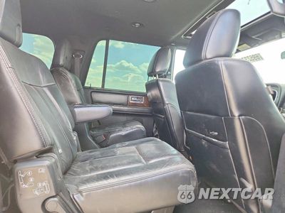 Zdjęcie 11 z 14 samochodu: 2016 LINCOLN NAVIGATOR L SELECT VIN:5LMJJ3HT8GEL06998 - miniatura