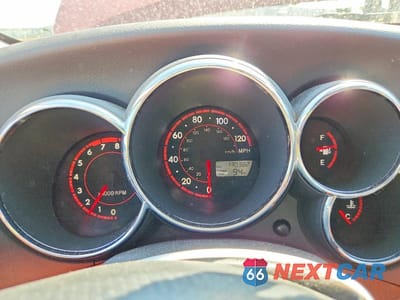 Zdjęcie 9 z 13 samochodu: 2006 PONTIAC VIBE VIN:5Y2SL65866Z428340 - miniatura